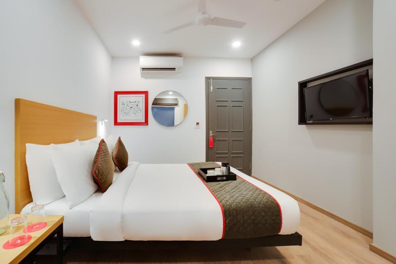 Oyo Townhouse 019 Anand Vihar Hotel New Delhi Exterior photo